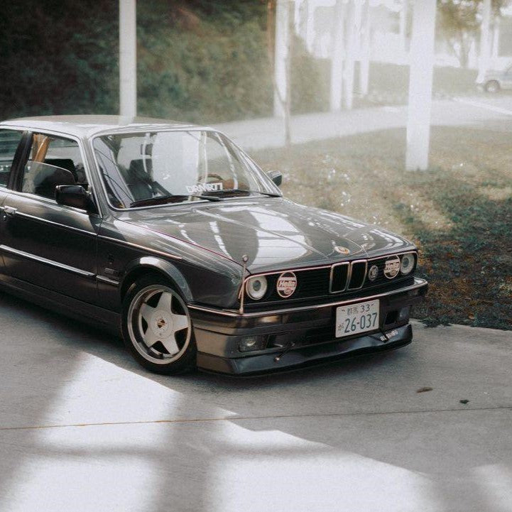E30