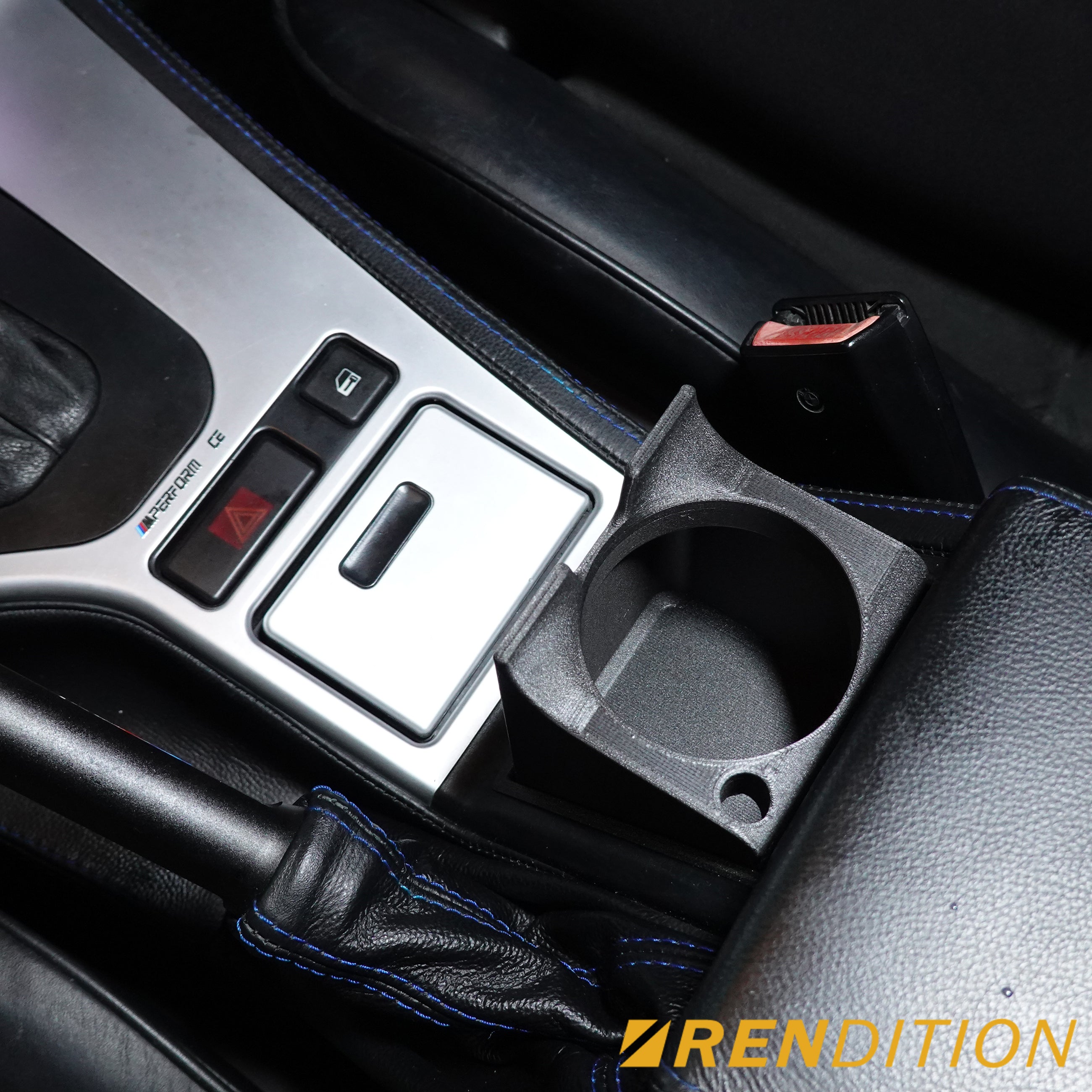 BMW E39 前排杯架 V1.8