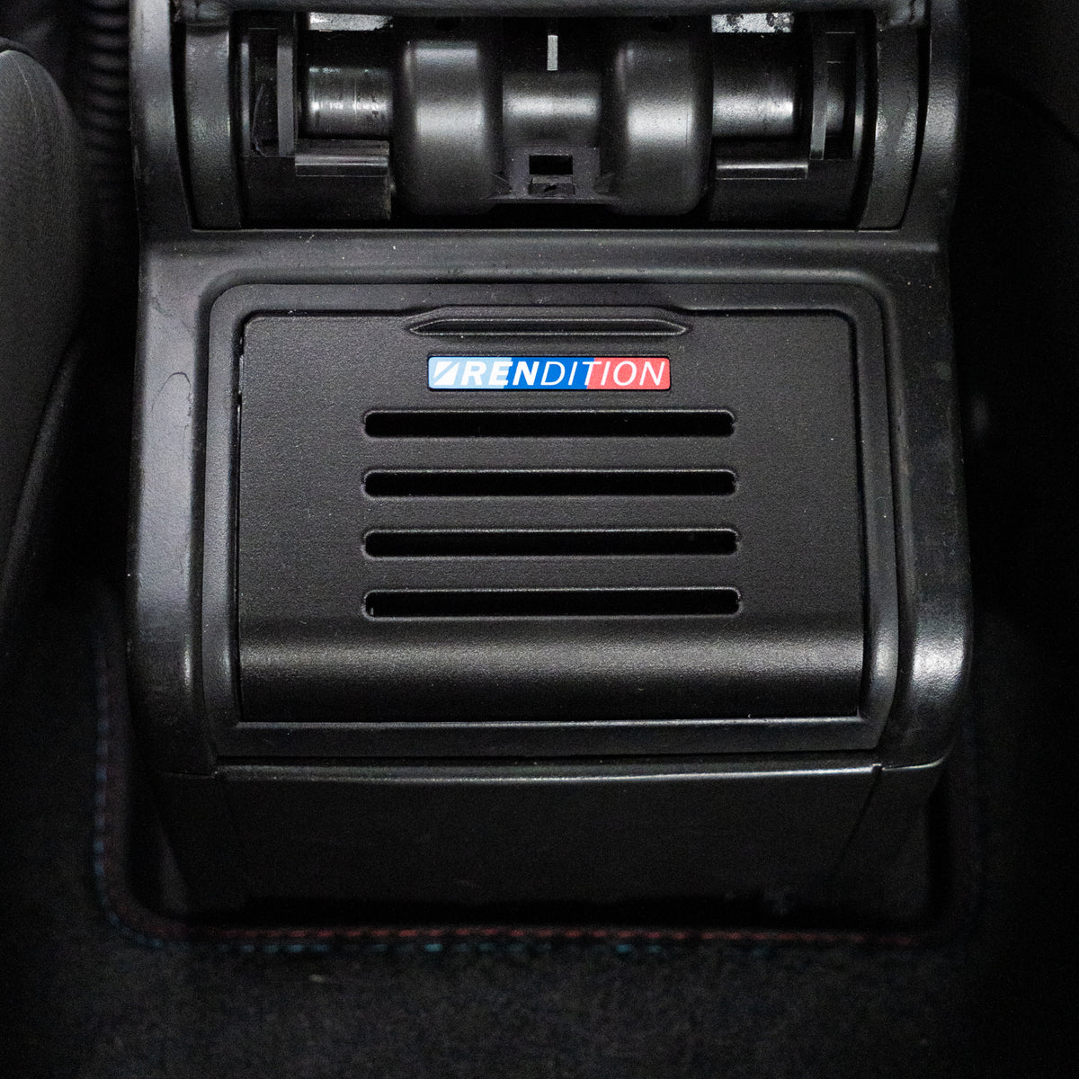BMWE46後排煙灰缸蓋