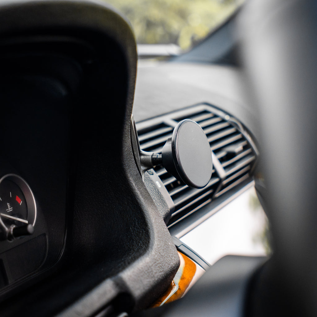 BMW E53 X5 Phone Mount