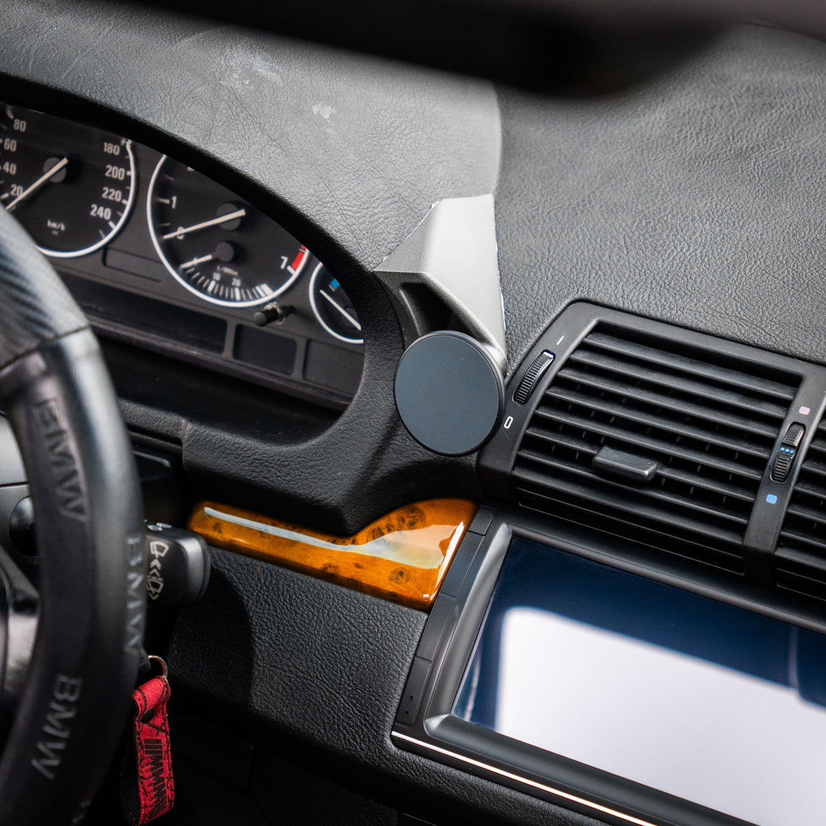 BMW E53 X5 Phone Mount