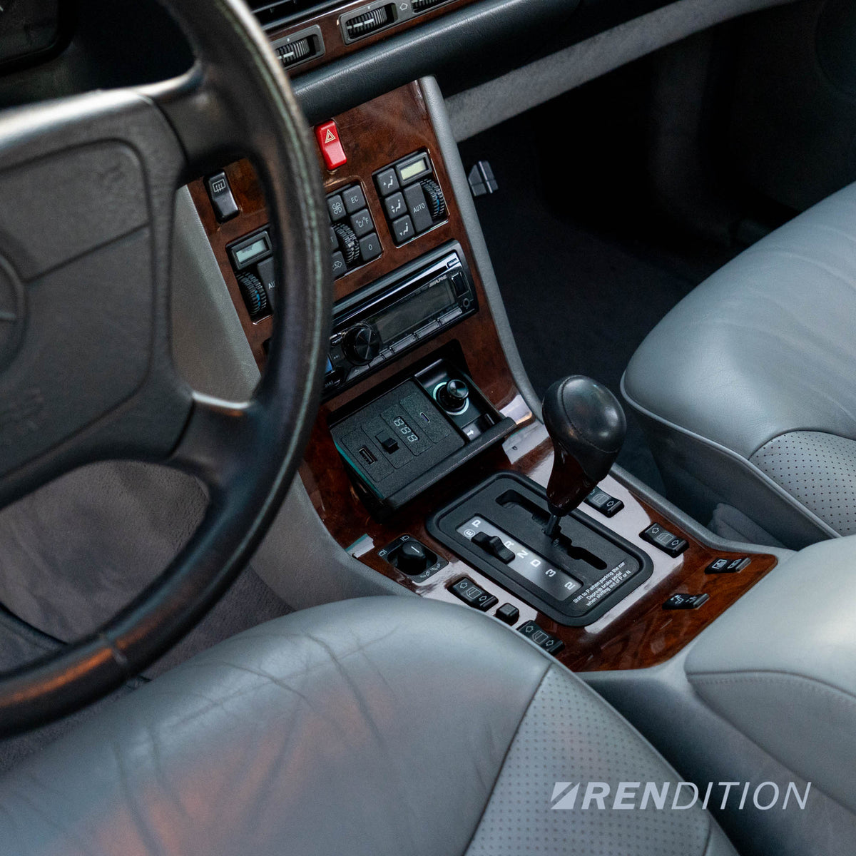 M-BENZ W140 FRONT USB CHARGING MODULES