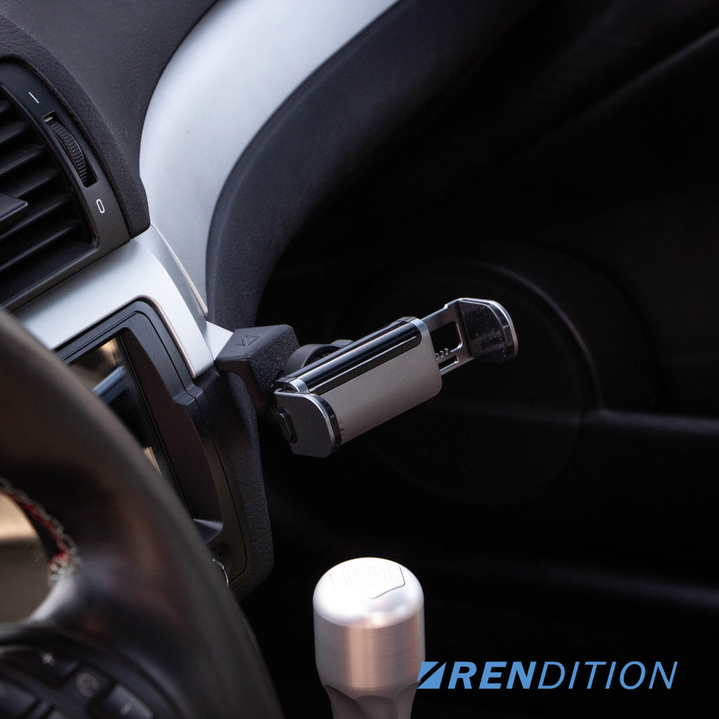 E46 phone mount setup – full kit with bracket and holder close up